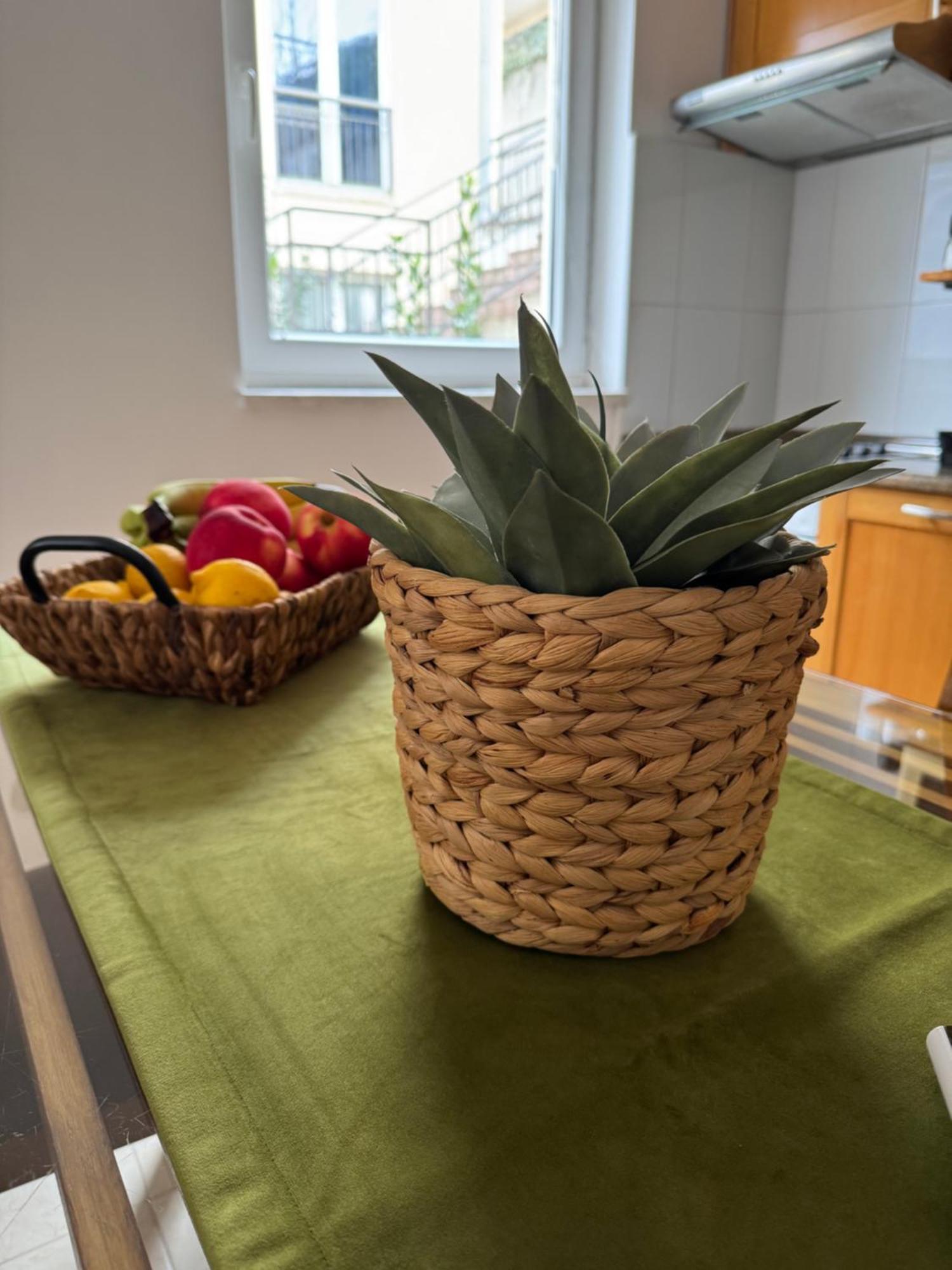 J&M Apartment コトル エクステリア 写真