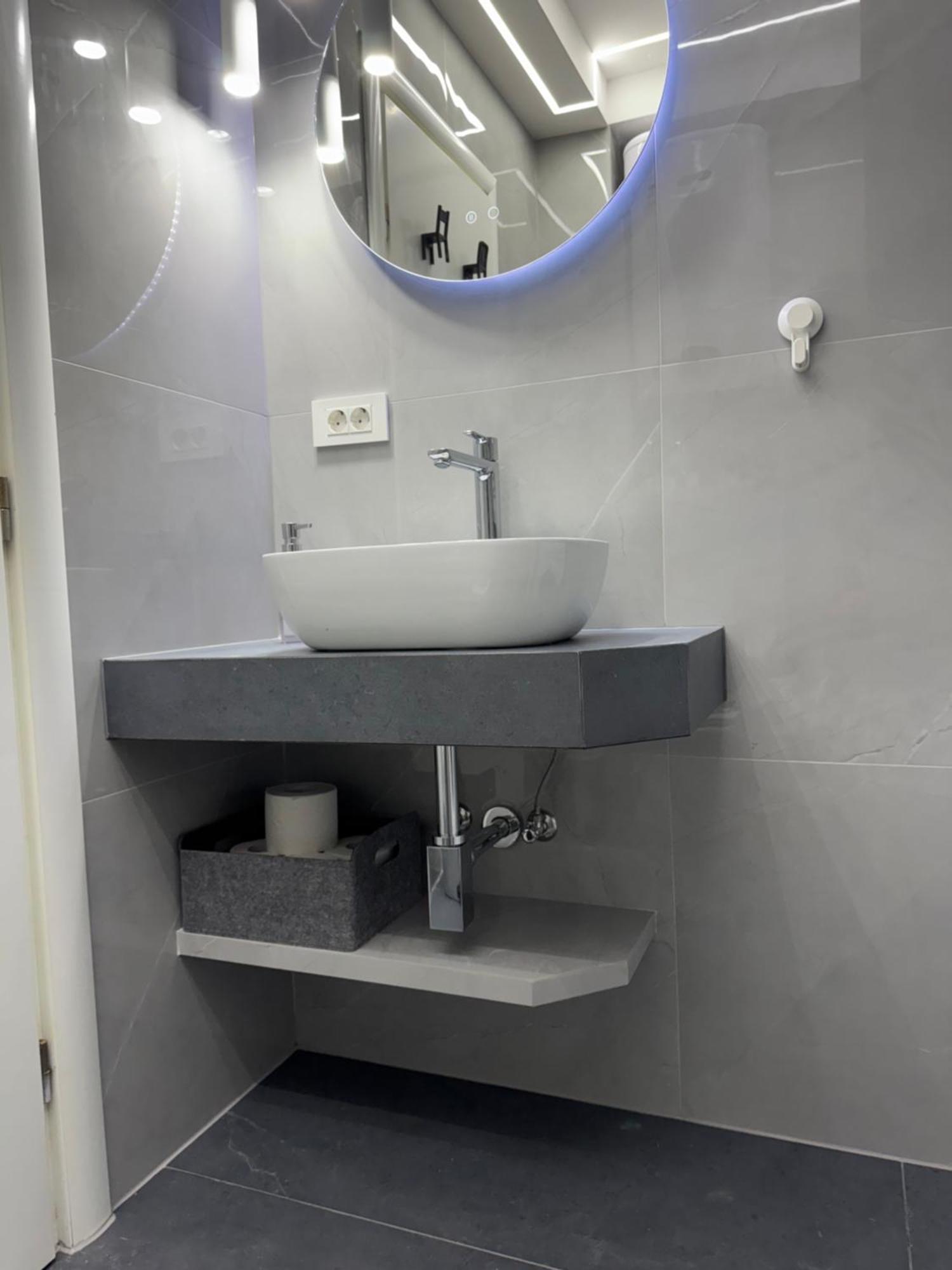 J&M Apartment コトル エクステリア 写真
