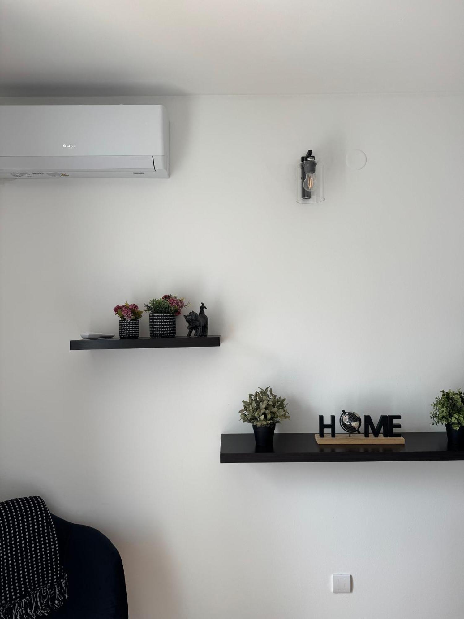 J&M Apartment コトル エクステリア 写真